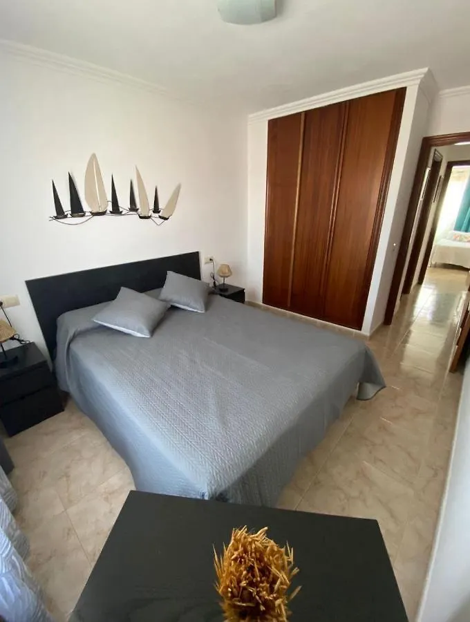 La Ola Apartment. Enjoy El Medano. 2 Bedrooms El Medano (Tenerife)